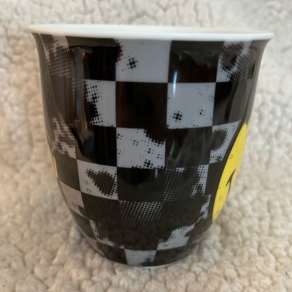 Smiley Happy Collection Smiley Face Coffee Mug - Picture 3 of 7